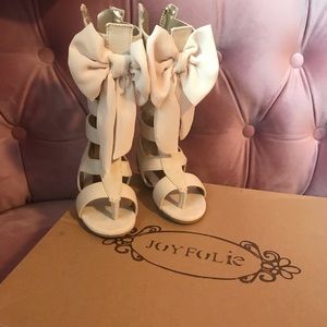 Joy Folie Toddler Gladiator Sandals- ivory